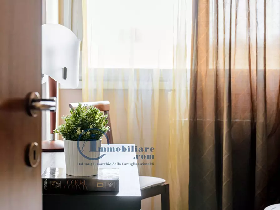 Immagine 26 di Appartamento in affitto  in VIA EUGENIO MONTALE a Milano