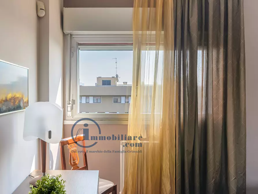 Immagine 27 di Appartamento in affitto  in VIA EUGENIO MONTALE a Milano