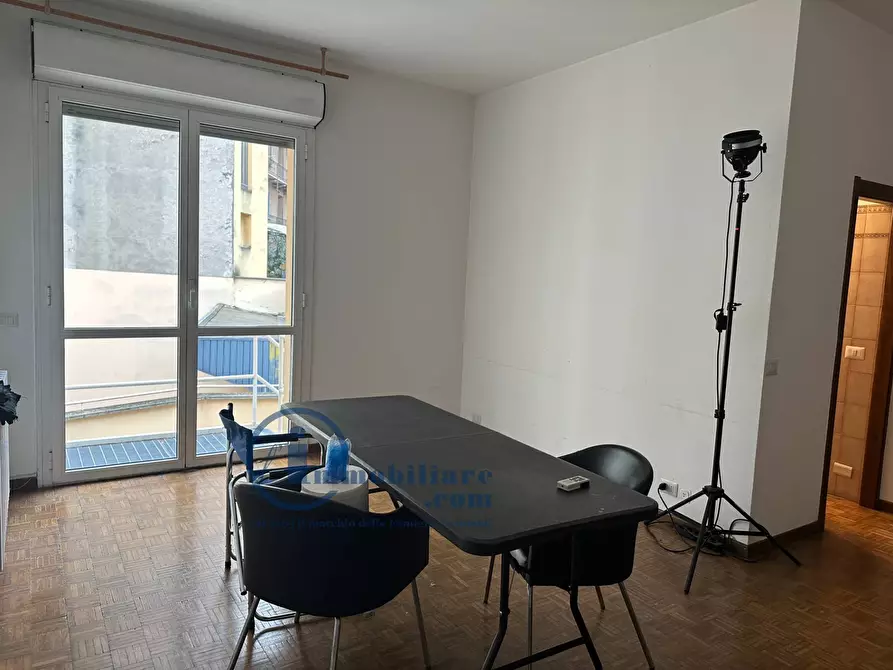 Immagine 25 di Laboratorio in affitto  in via cenisio a Milano