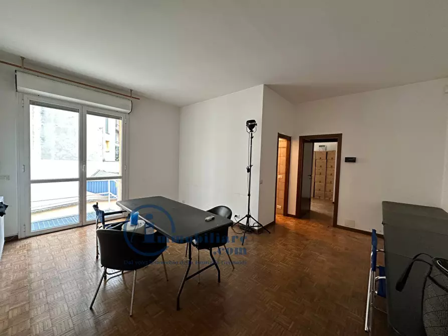 Immagine 26 di Laboratorio in affitto  in via cenisio a Milano