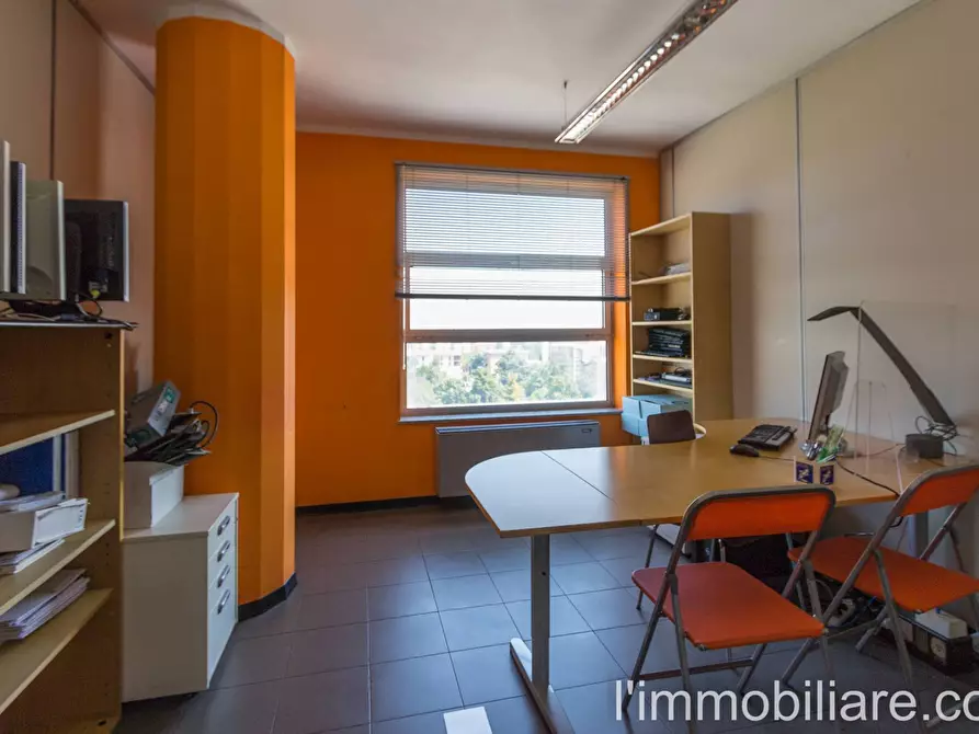 Immagine 11 di Ufficio in affitto  in Via Ca' Di Cozzi a Verona