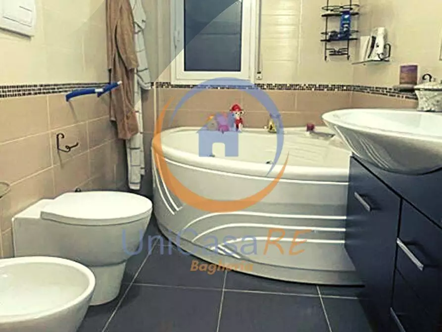 Immagine 4 di Appartamento in vendita  in via giorgione a Bagheria