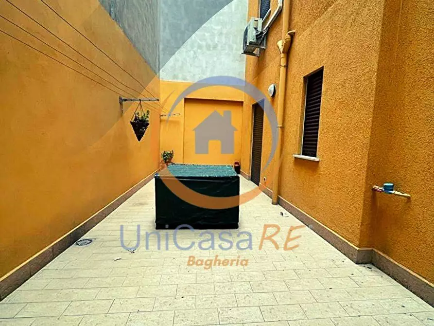 Immagine 11 di Appartamento in vendita  in via giorgione a Bagheria