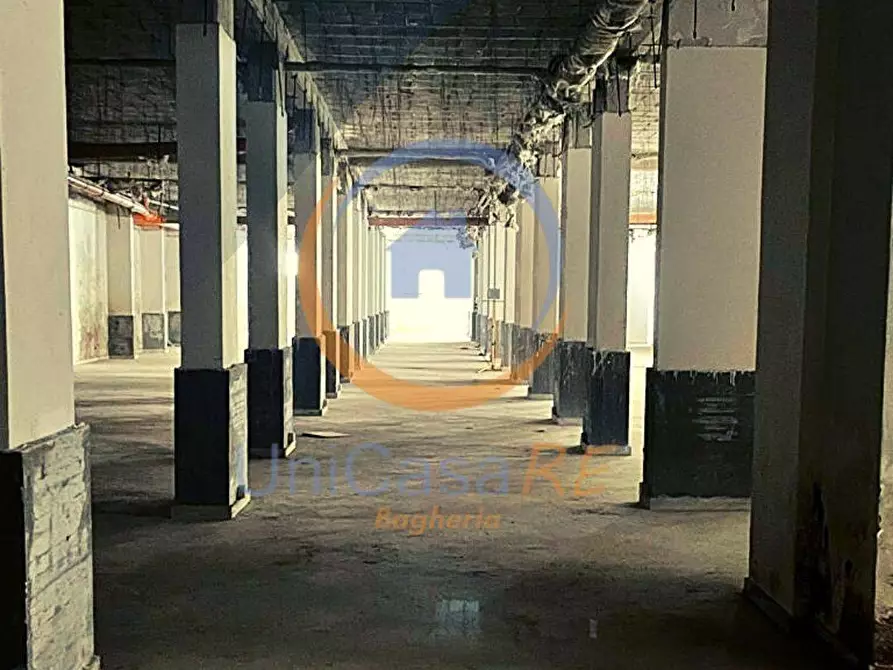 Immagine 2 di Box auto in vendita  in Via Massimo D'Azeglio a Bagheria