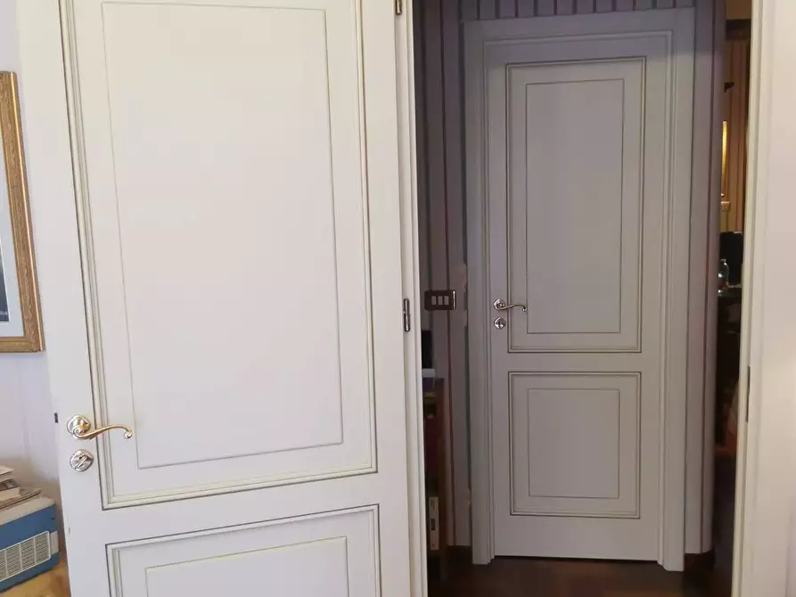 Immagine 10 di Appartamento in vendita  a Bagheria