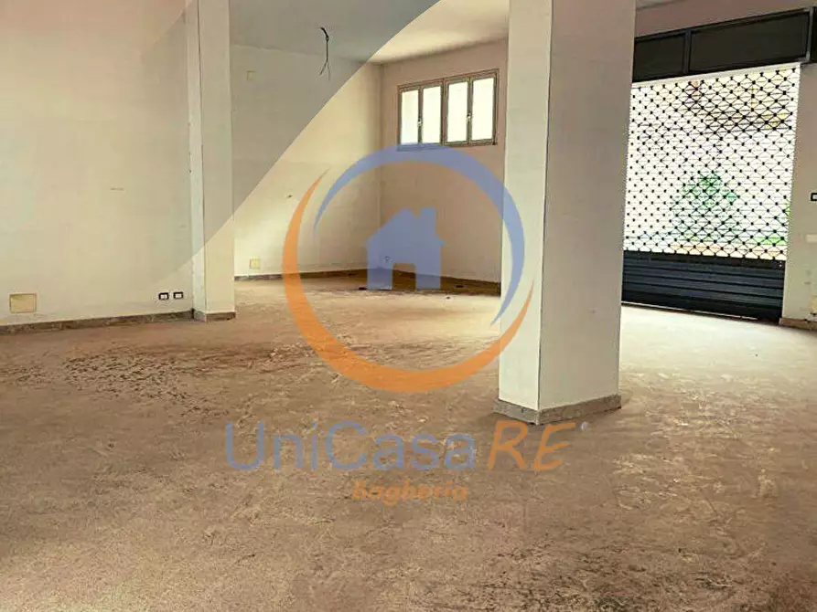 Immagine 7 di Locale commerciale in vendita  in via La Masa a Bagheria