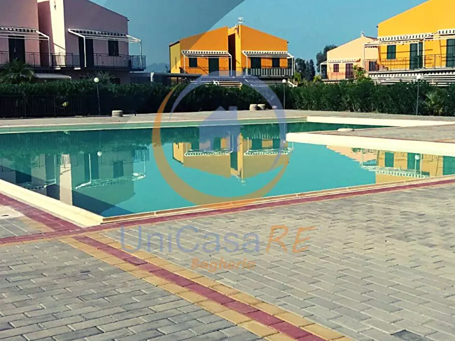 Immagine 2 di Villetta a schiera in vendita  in Viale delle Tribune a Campofelice Di Roccella