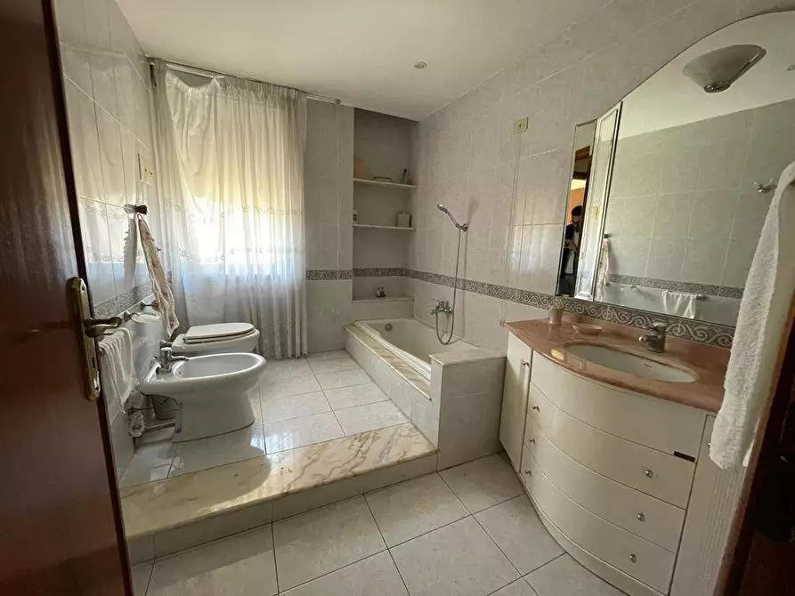 Immagine 7 di Appartamento in vendita  a Bagheria