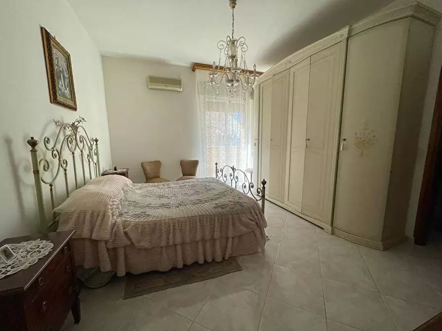 Immagine 9 di Appartamento in vendita  a Bagheria