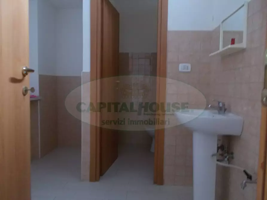 Immagine 8 di Locale commerciale in affitto  a Santa Maria Capua Vetere