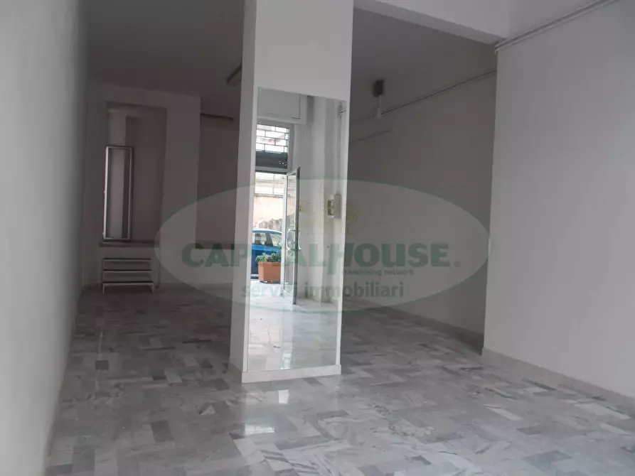 Immagine 13 di Locale commerciale in affitto  a Santa Maria Capua Vetere