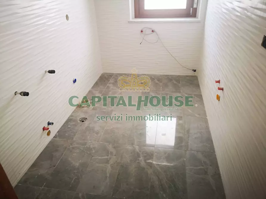 Immagine 11 di Appartamento in vendita  a San Nicola La Strada