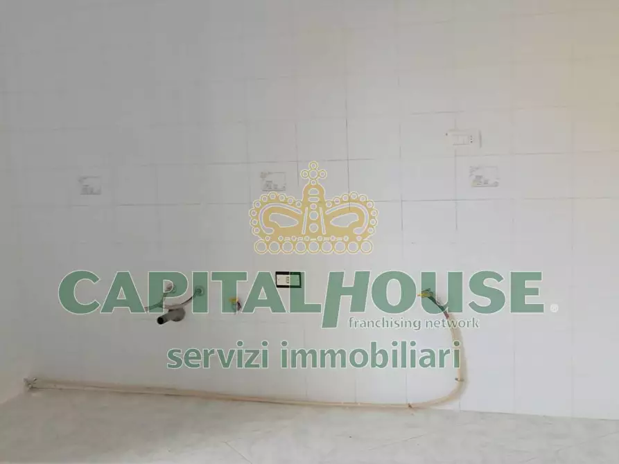 Immagine 25 di Appartamento in affitto  a Capua