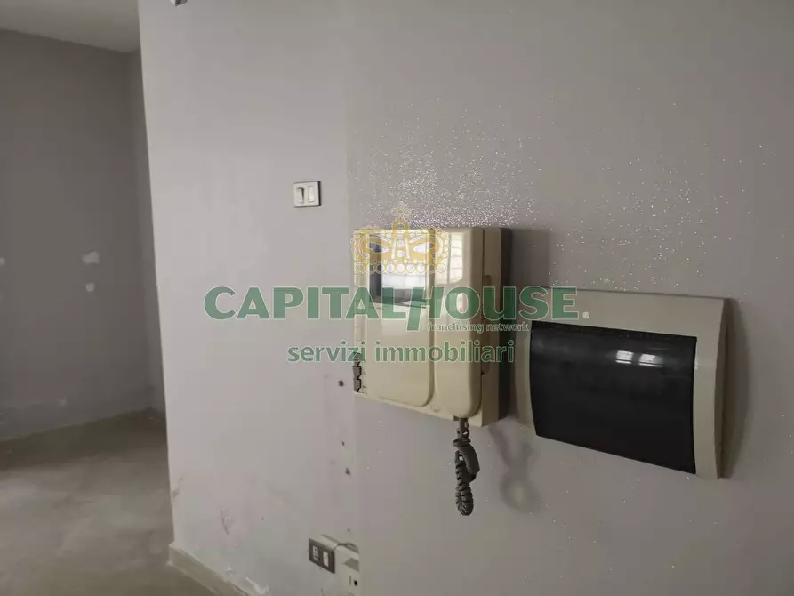 Immagine 8 di Locale commerciale in affitto  a San Nicola La Strada