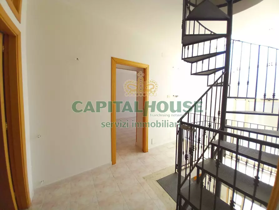 Immagine 23 di Casa indipendente in vendita  a Pignataro Maggiore