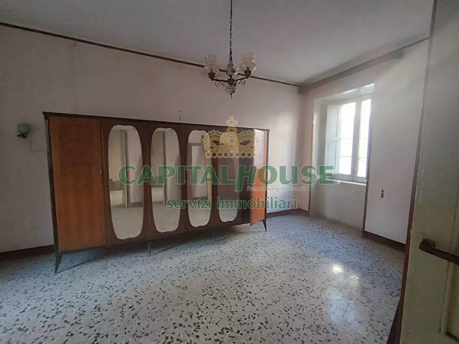 Immagine 1 di Appartamento in vendita  a Pignataro Maggiore