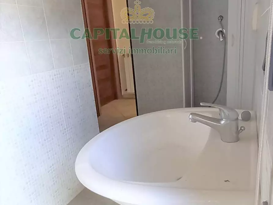 Immagine 20 di Appartamento in affitto  a Santa Maria Capua Vetere