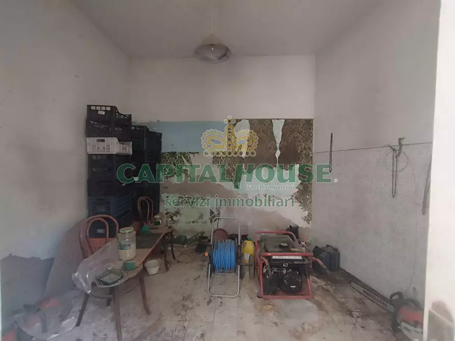 Immagine 8 di Casa indipendente in vendita  a Vitulazio