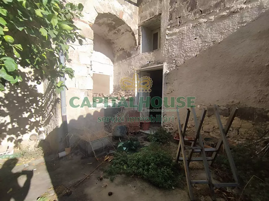 Immagine 16 di Casa indipendente in vendita  a Vitulazio