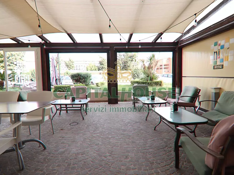 Immagine 4 di Attività commerciale in vendita  a San Nicola La Strada