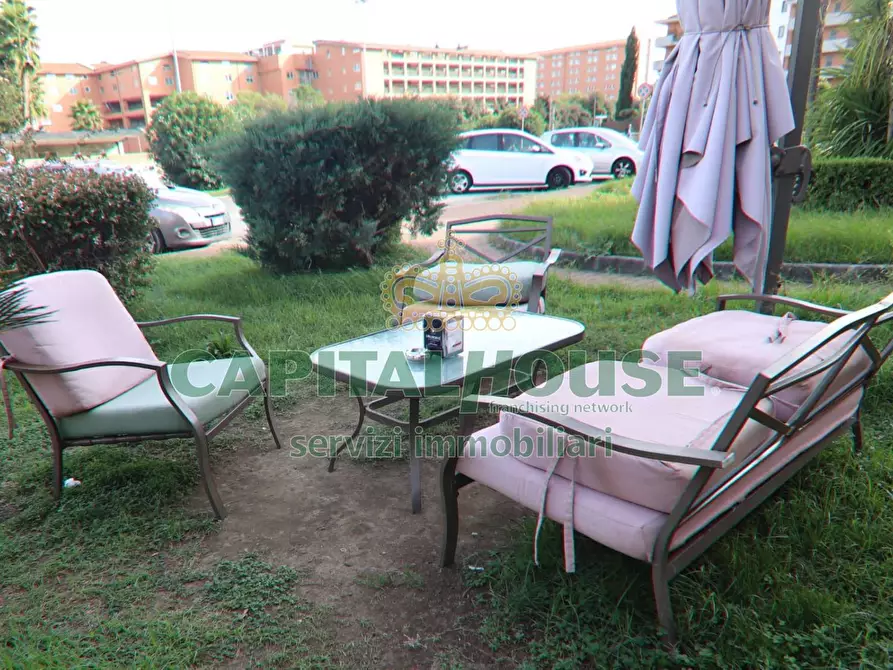 Immagine 27 di Attività commerciale in vendita  a San Nicola La Strada