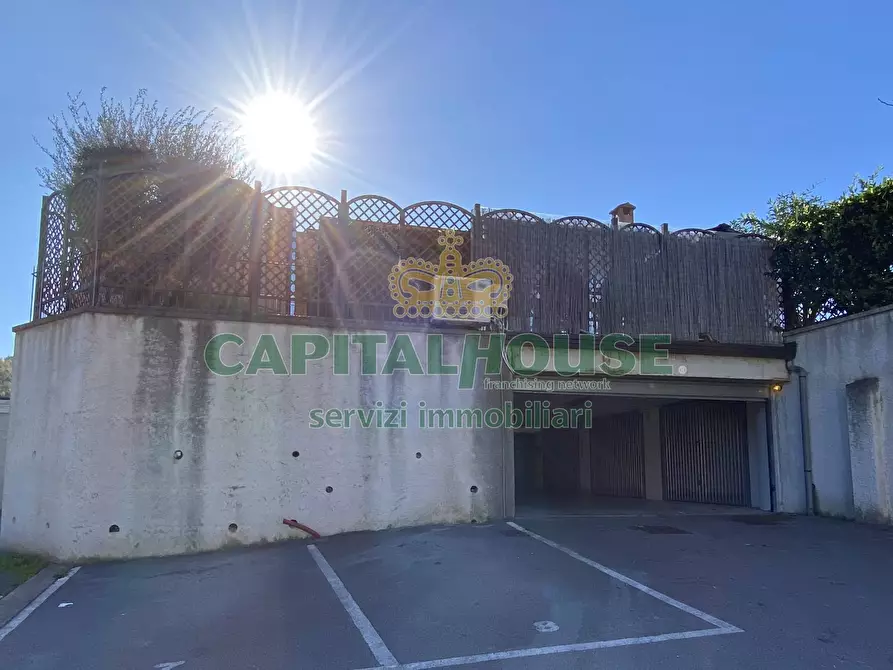 Immagine 3 di Box auto in vendita  a Baronissi