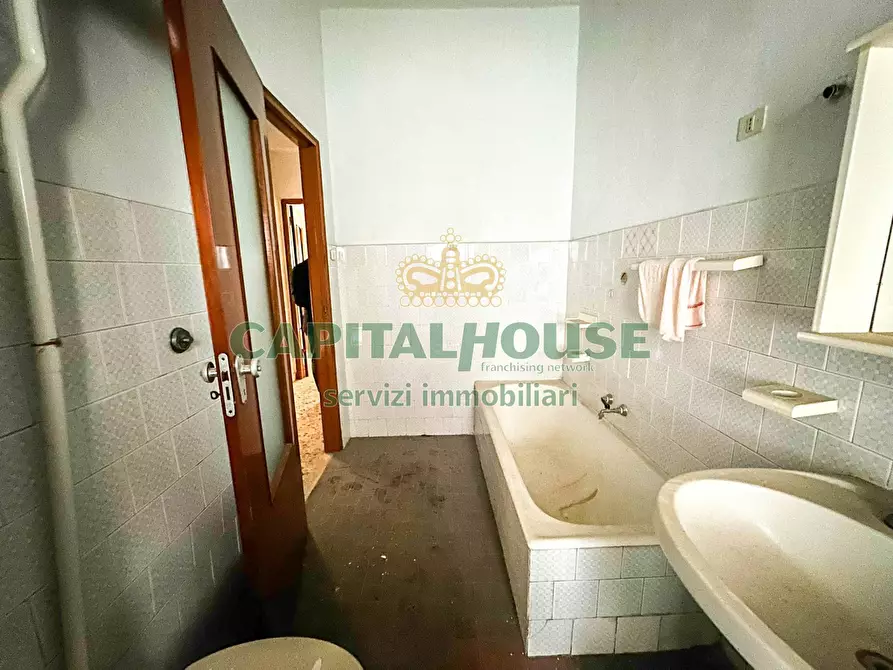 Immagine 8 di Appartamento in vendita  a Capua