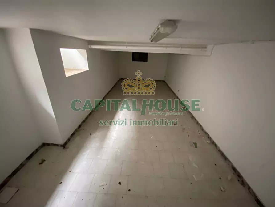 Immagine 5 di Attività commerciale in affitto  a Mercato San Severino