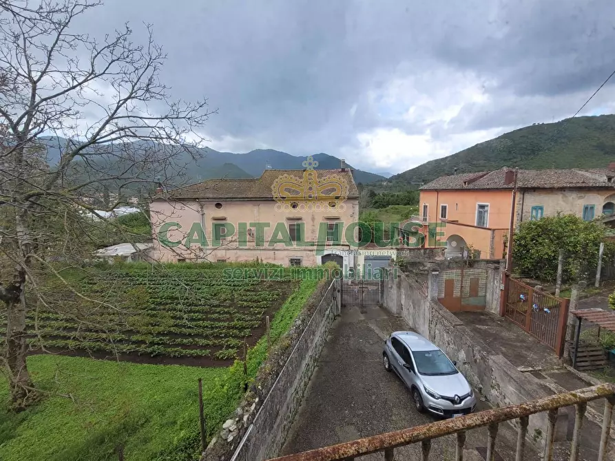 Immagine 1 di Casa semindipendente in vendita  a Mercato San Severino