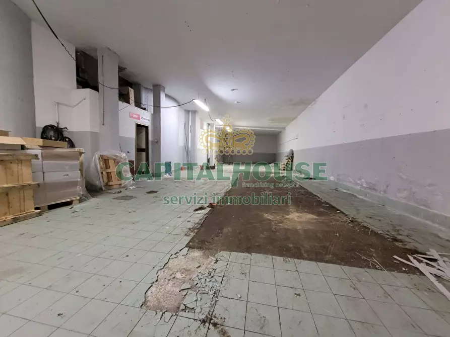 Immagine 3 di Locale commerciale in affitto  a Siano