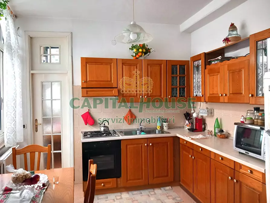 Immagine 10 di Casa semindipendente in vendita  a Sirignano