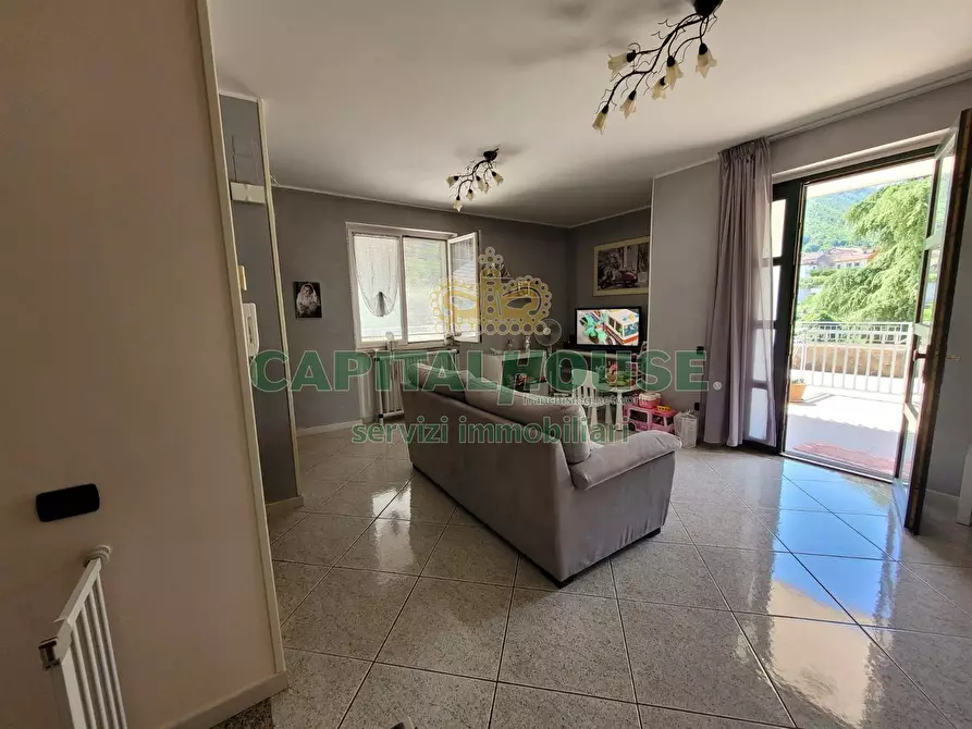 Immagine 9 di Villa in vendita  a Baronissi