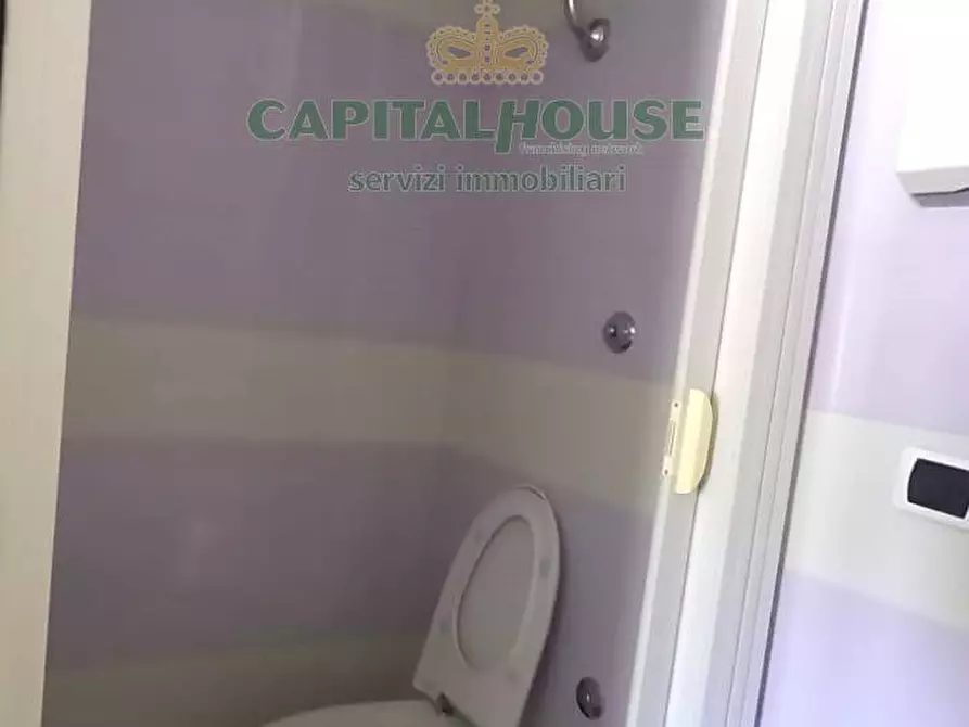 Immagine 18 di Locale commerciale in affitto  a Capua