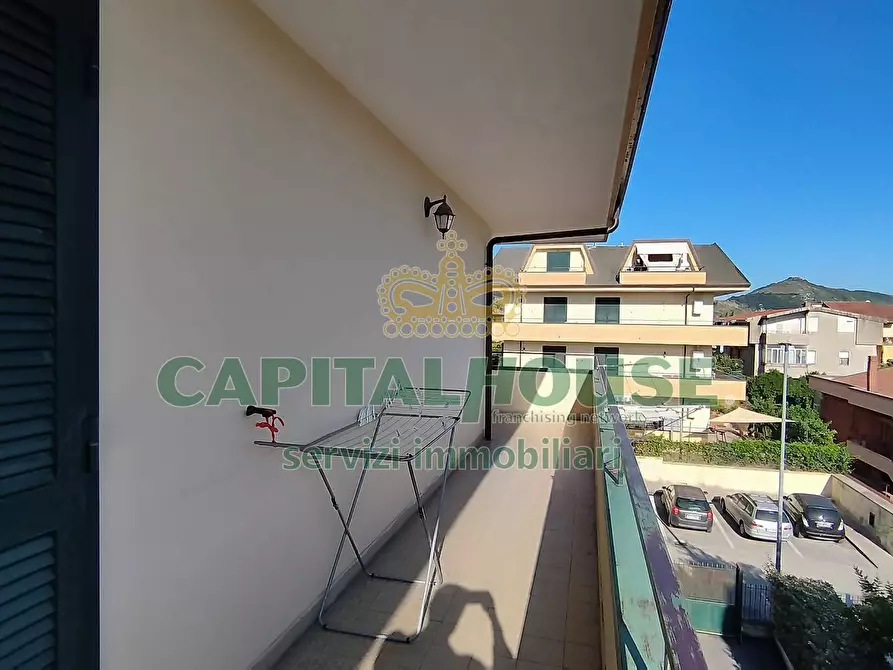 Immagine 14 di Appartamento in vendita  a Vitulazio