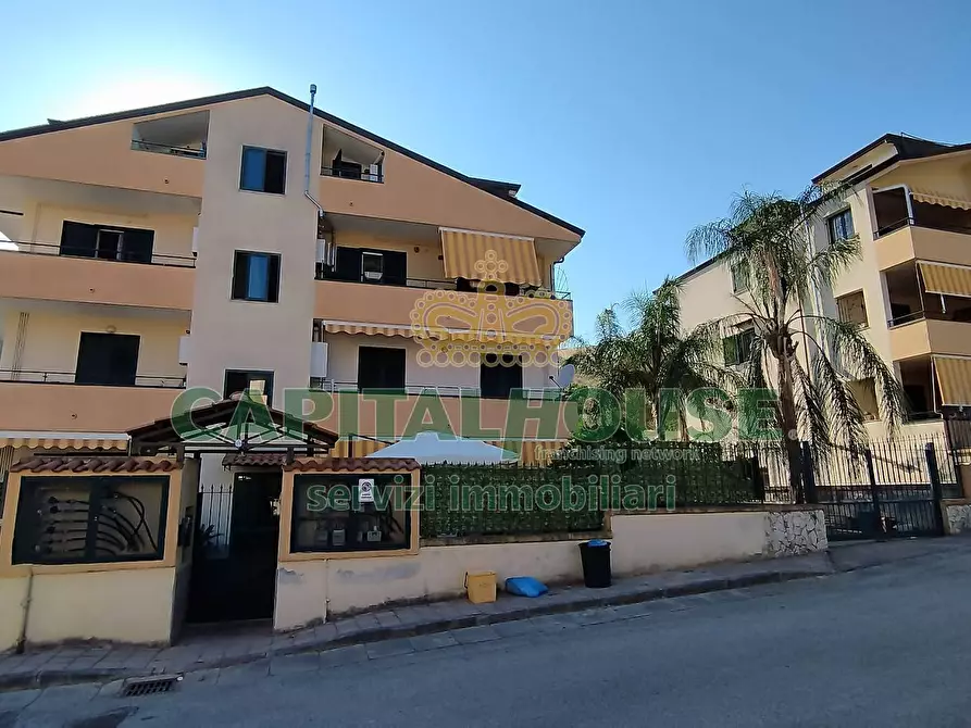 Immagine 17 di Appartamento in vendita  a Vitulazio