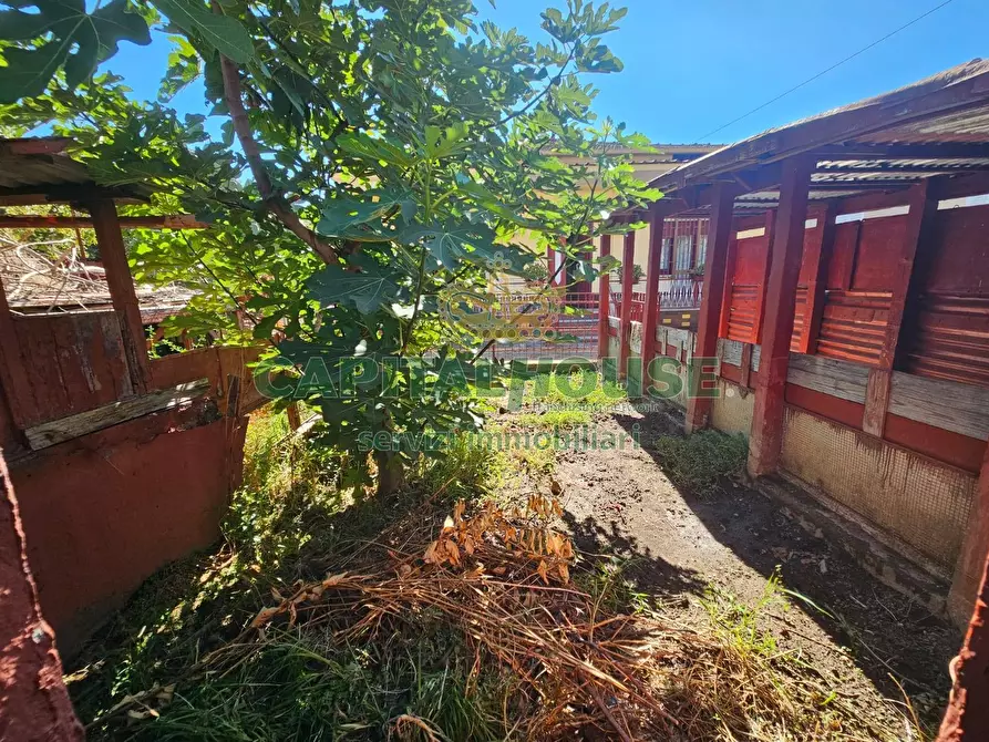 Immagine 6 di Villa in vendita  a Vitulazio