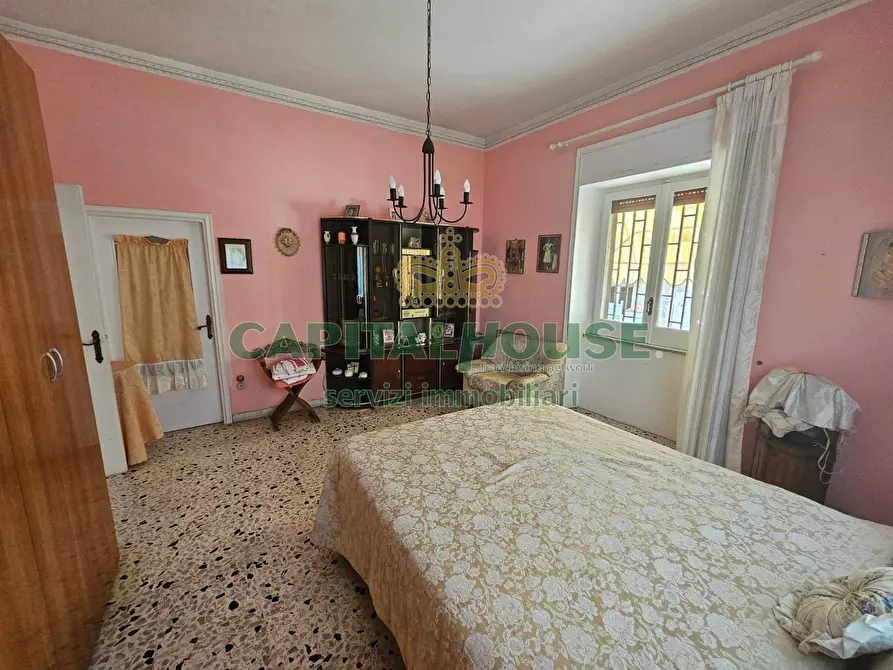 Immagine 16 di Villa in vendita  a Vitulazio