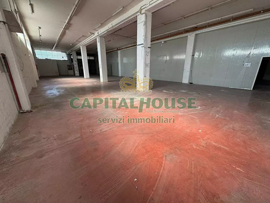 Immagine 5 di Capannone industriale in affitto  a San Vitaliano