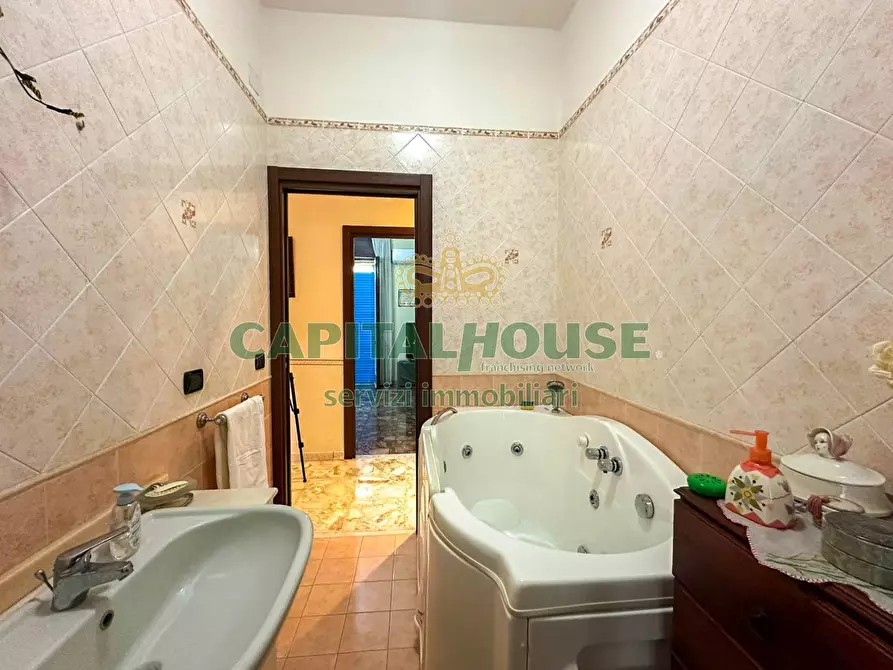 Immagine 21 di Appartamento in vendita  a Capua