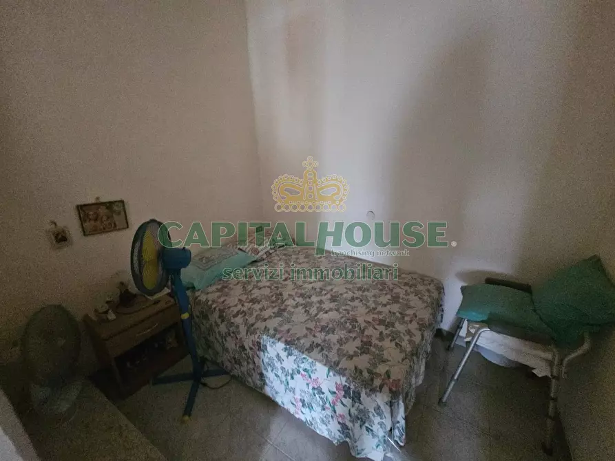 Immagine 9 di Casa semindipendente in vendita  a Vitulazio