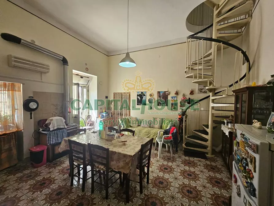 Immagine 4 di Casa semindipendente in vendita  a Vitulazio