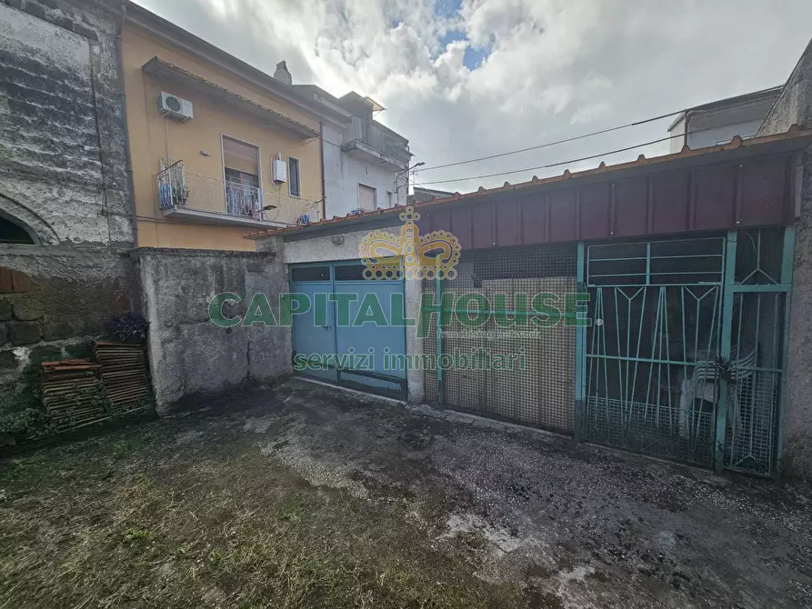 Immagine 14 di Casa semindipendente in vendita  a Vitulazio