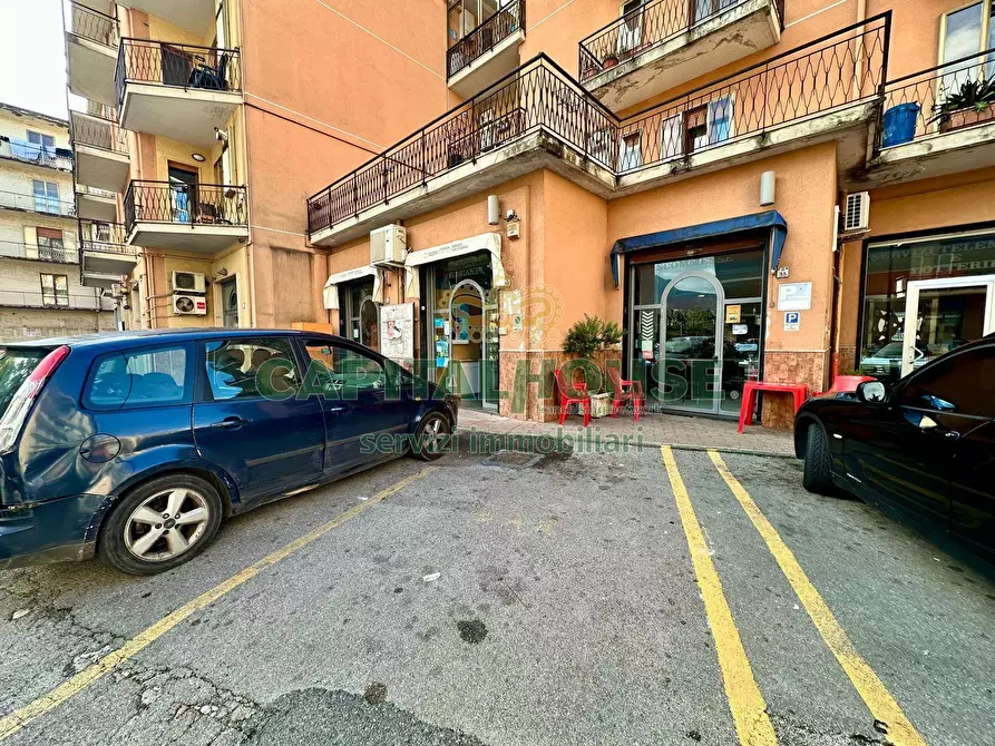 Immagine 5 di Attività commerciale in vendita  a Mercato San Severino