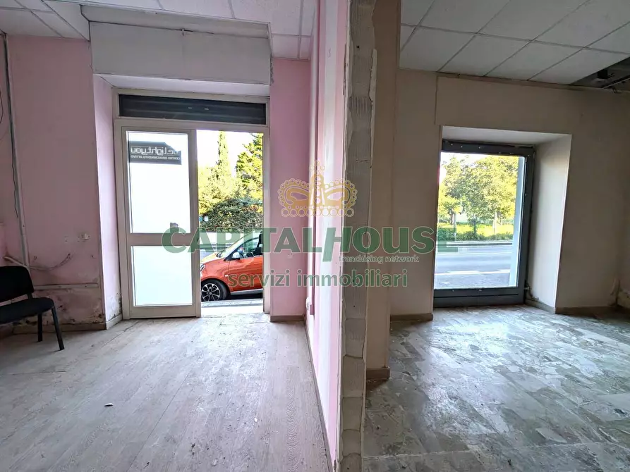 Immagine 3 di Locale commerciale in affitto  a Camposano