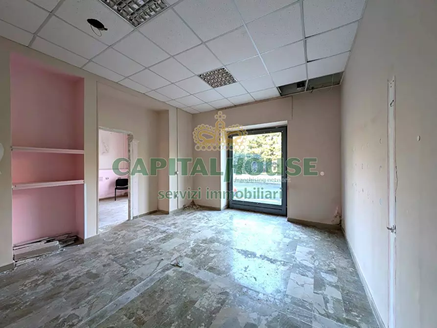 Immagine 5 di Locale commerciale in affitto  a Camposano