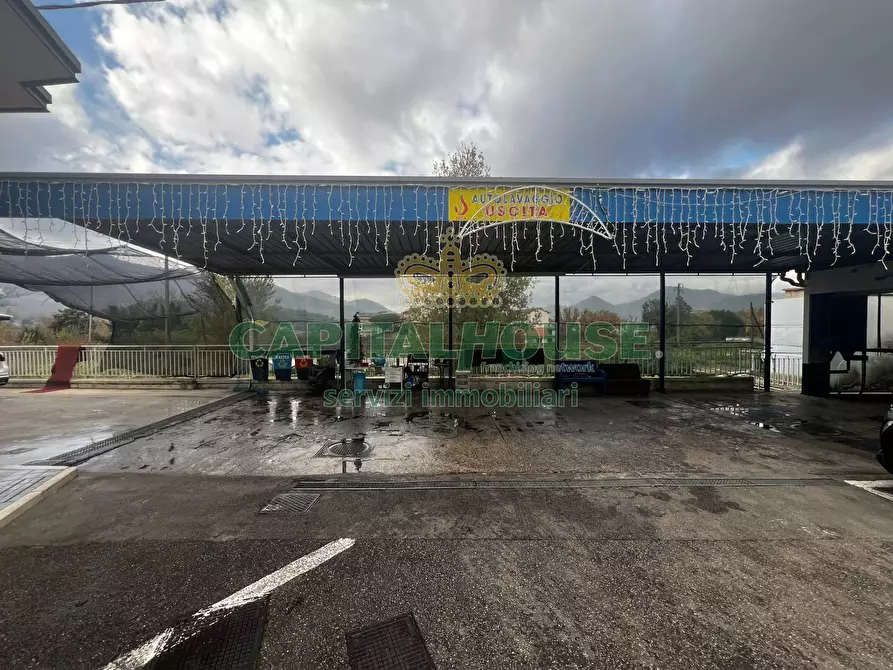 Immagine 4 di Locale commerciale in vendita  a Fisciano