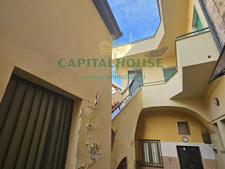 Immagine 28 di Casa semindipendente in vendita  a Pignataro Maggiore