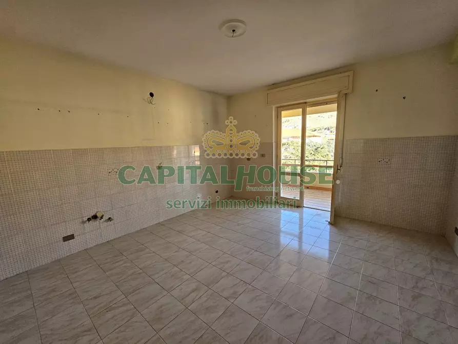 Immagine 23 di Appartamento in vendita  a Pignataro Maggiore