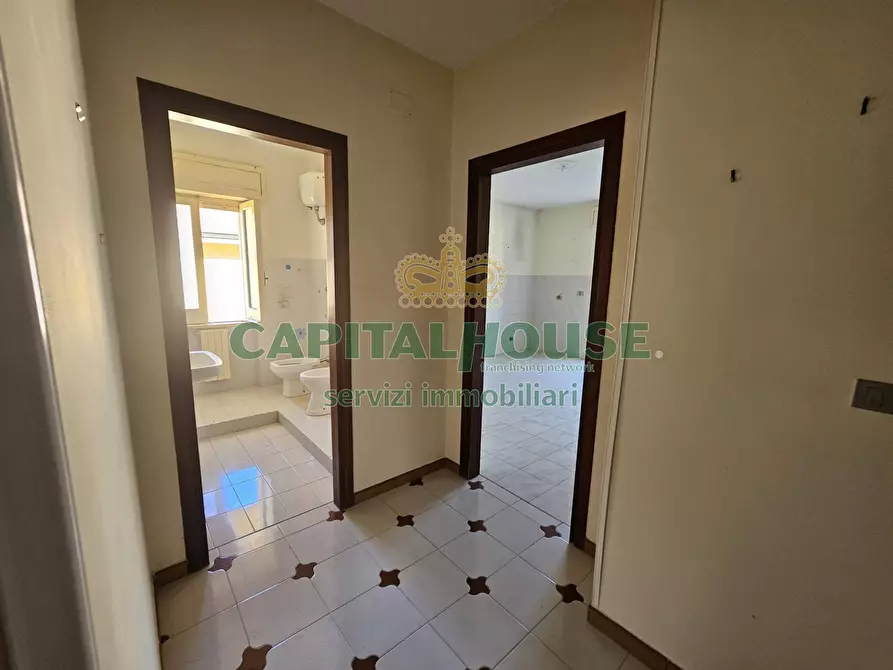 Immagine 25 di Appartamento in vendita  a Pignataro Maggiore