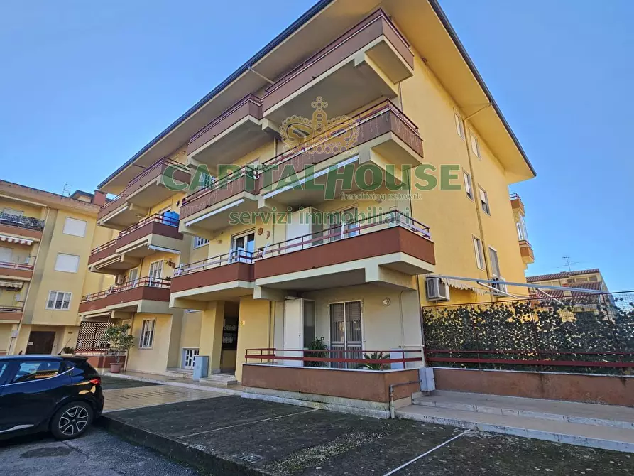 Immagine 27 di Appartamento in vendita  a Pignataro Maggiore